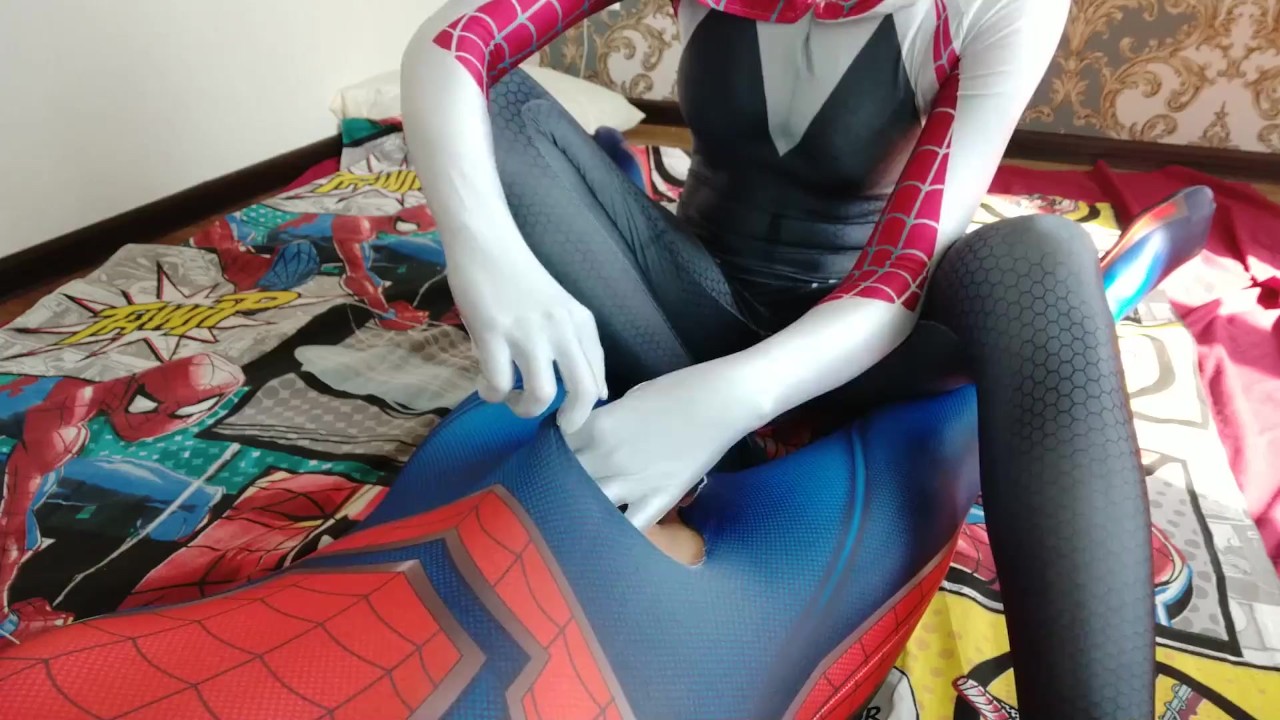 Gween And Spiderman Xxx - Gwen Stacy - Footjob for SpiderMan - HD Porn Videos, Sex Movies, Porn Tube